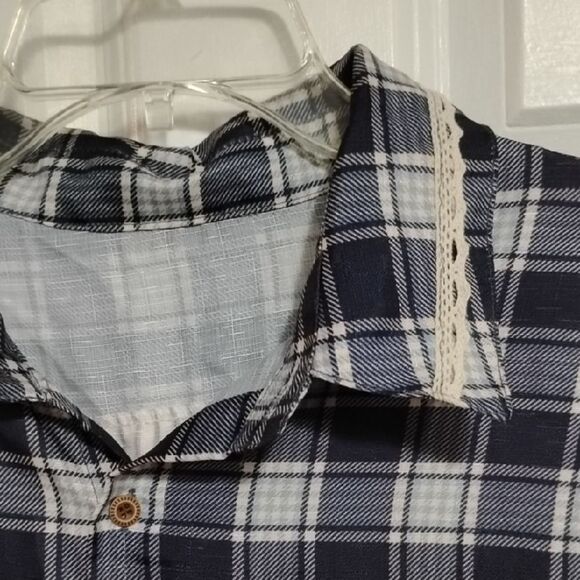 Red and Blue Long Sleeve Button Down Shirt with Notched Collar - Picture 4 of 7